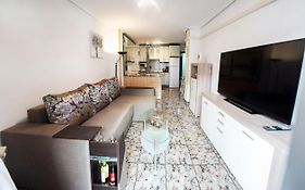 Holiday La Loma Apartment